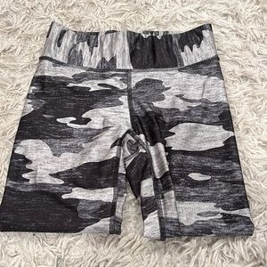 Terez size small leggings
